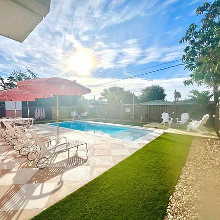 Luxury Villa 3 Blocks From The Beach With Pool A Fire Pit And Outdoor Oasis 卡纳维拉尔角 外观 照片