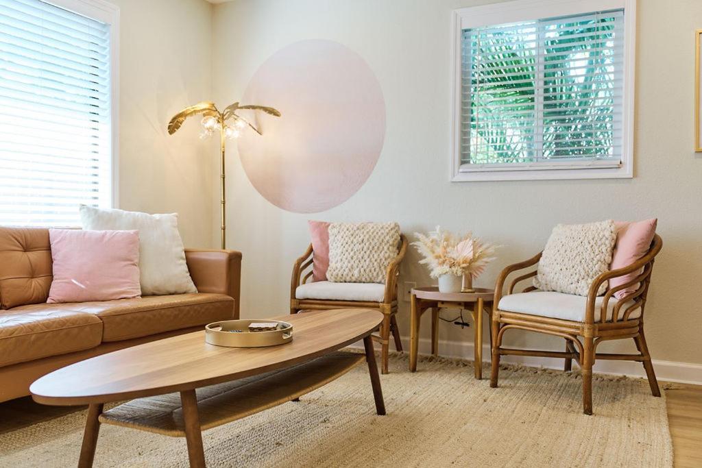 Luxury Villa 3 Blocks From The Beach With Pool A Fire Pit And Outdoor Oasis 卡纳维拉尔角 外观 照片